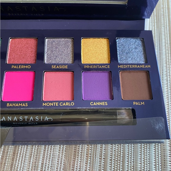 ❤️B❤️E❤️A❤️U❤️T❤️I❤️F❤️U❤️L❤️ - Picture 5 of 16